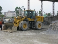 装载机（LG956）